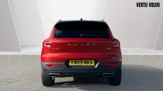 Volvo Xc40 2.0 T4 R DESIGN Pro 5dr Geartronic Petrol Estate